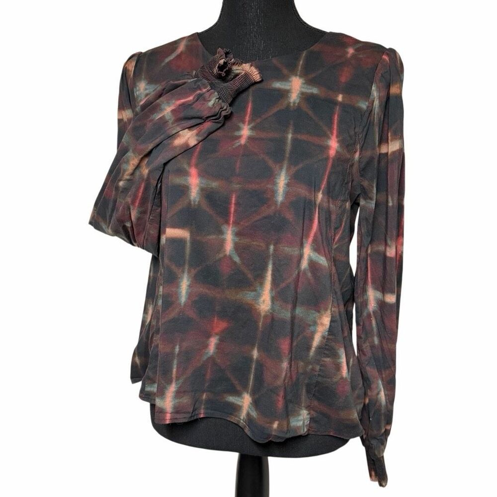 Evereve Grid Tie Dye Print Puff Shoulder Top